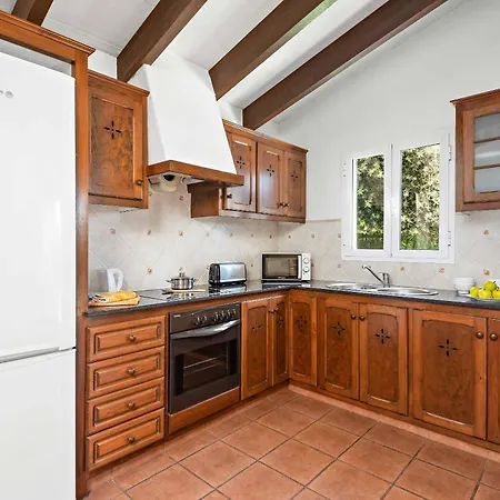 Nuria Bosch Villa *